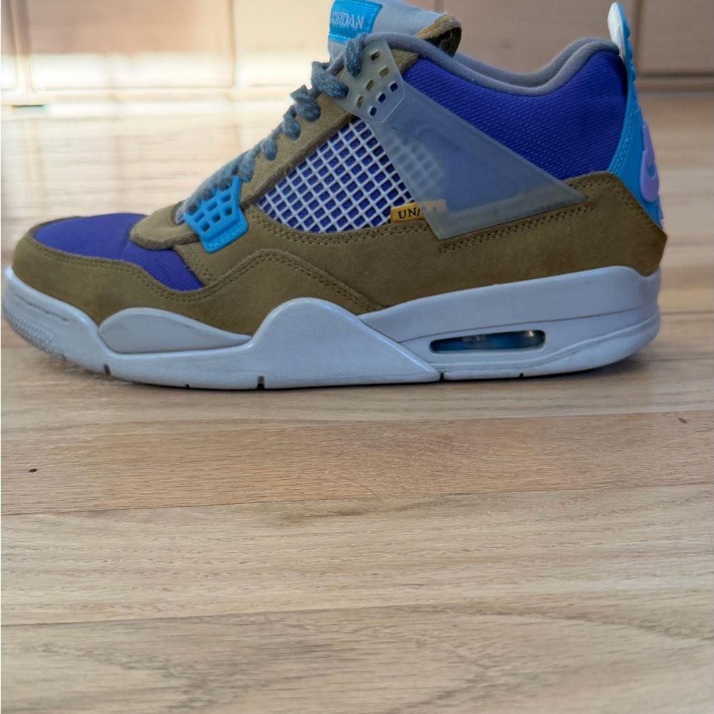 Jordan 4 Retro SP
30th Anniversary Union Desert Moss
Box and wrapping paper. - Picture 6 of 16